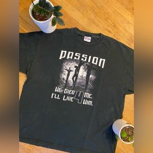 Vintage Jesus Tee “PASSION” XL